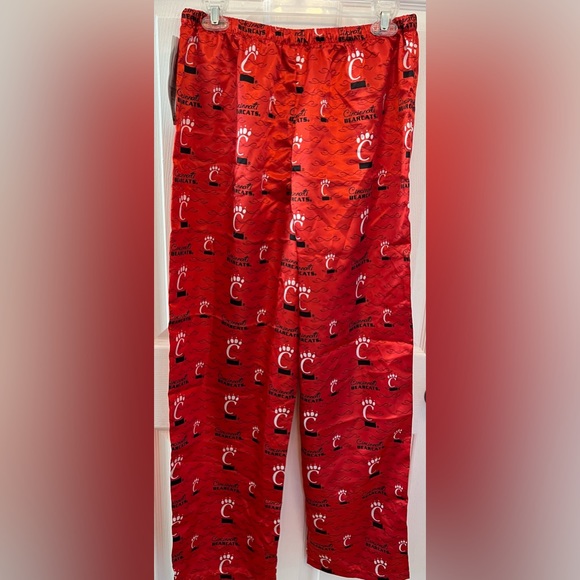 Pajama Pants Women’s Cincinnati Bearcats, Size Medium - Picture 2 of 4